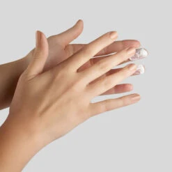 Dermalogica Skin Smoothing Cream Moisturiser -Care Product Store 111325 lifestyle 1 11dd96daa3fc8c5e1119bc3ea0940038