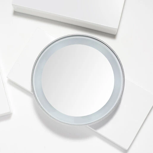 Tweezerman LED 15X Mini Mirror 9 Tweezerman LED 15X Mini Mirror - Image 7