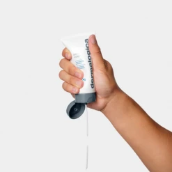 Dermalogica Active Moist Moisturiser -Care Product Store Active Moist 2020 09 11dd96daa3fc8c5e1119bc3ea0940038