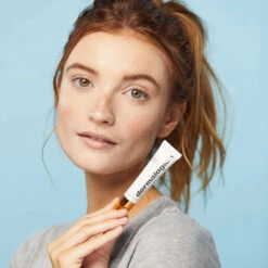 Dermalogica Biolumin-C Vitamin C Eye Serum 16 Dermalogica Biolumin-C Vitamin C Eye Serum -Care Product Store Biolumin c eye serum 111393 lifestyle 1 11dd96daa3fc8c5e1119bc3ea0940038