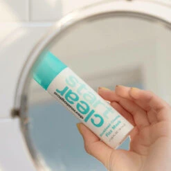 Dermalogica Clear Start Blackhead Clearing Fizz Mask -Care Product Store Fizz Mask 111287 lifestyle 1 11dd96daa3fc8c5e1119bc3ea0940038