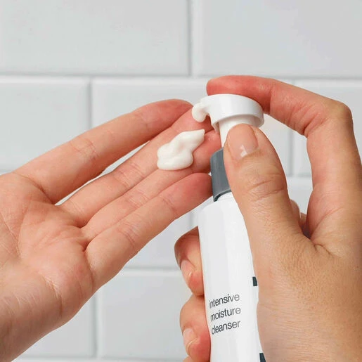 Dermalogica Intensive Moisture Cleanser 7 Dermalogica Intensive Moisture Cleanser - Image 5