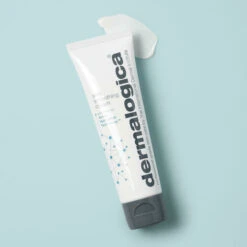 Dermalogica Skin Smoothing Cream Moisturiser -Care Product Store Skin Smoothing Cream 111324 lifestyle 2 11dd96daa3fc8c5e1119bc3ea0940038