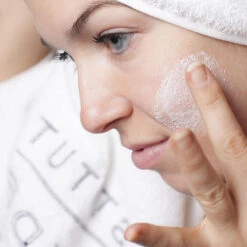 Institut Esthederm Osmoclean Brightening Face Exfoliator -Care Product Store V600901 LIGHTENING BUFFING MASK 75ML 4 11dd96daa3fc8c5e1119bc3ea0940038